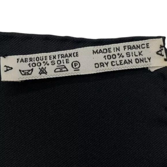 Hermes Silk Scarf Carré 90 Regina Her Majesty The Queen Black W/Box Rare - Picture 9 of 16